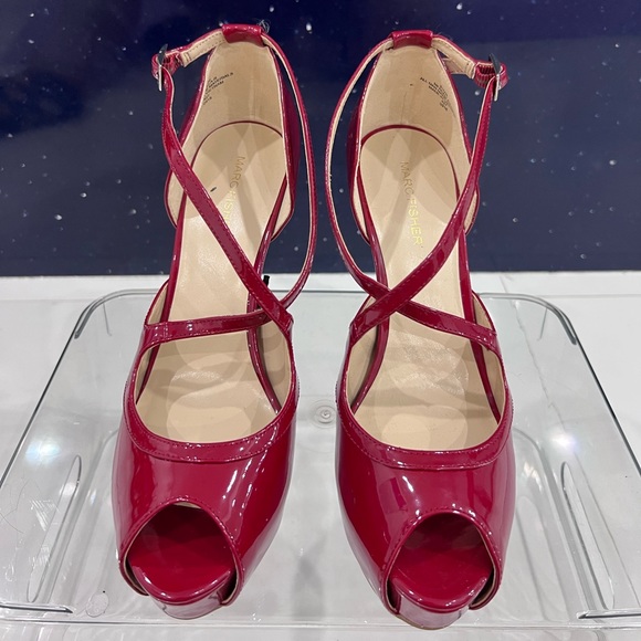 Red Marc Fisher Shoes, 8 1/2, brand new never used - Picture 1 of 3